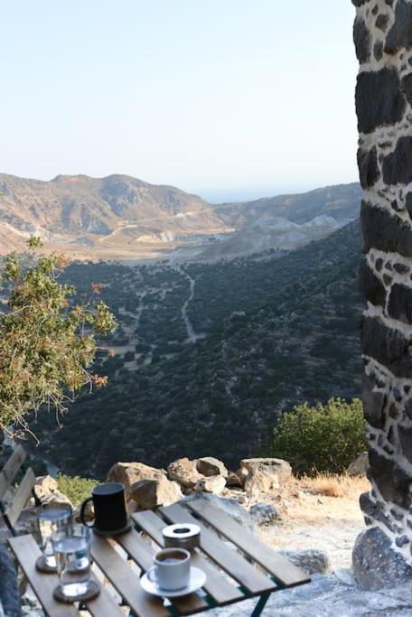 Volcano View Nisyros Emboriósz Kültér fotó